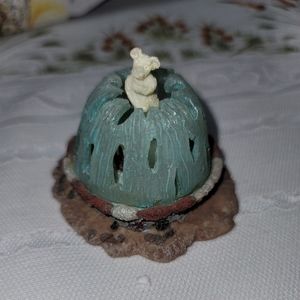 Boyds Bear Village Water Fountain